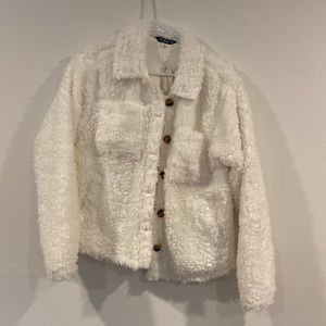 Francesca’s NWT White Fuzzy Jacket Large